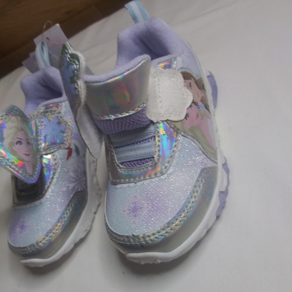 Frozen Light Up Sneakers - Picture 2 of 7